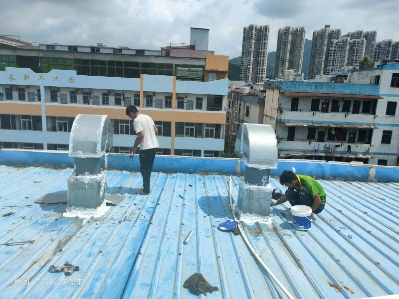 集美钢结构屋面涂料维修方法